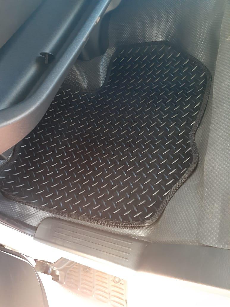 Rubber Flooring Mats For Toyota Hiace Sesfikile 16 Seater 2.5 D4D made by KINDO Covers